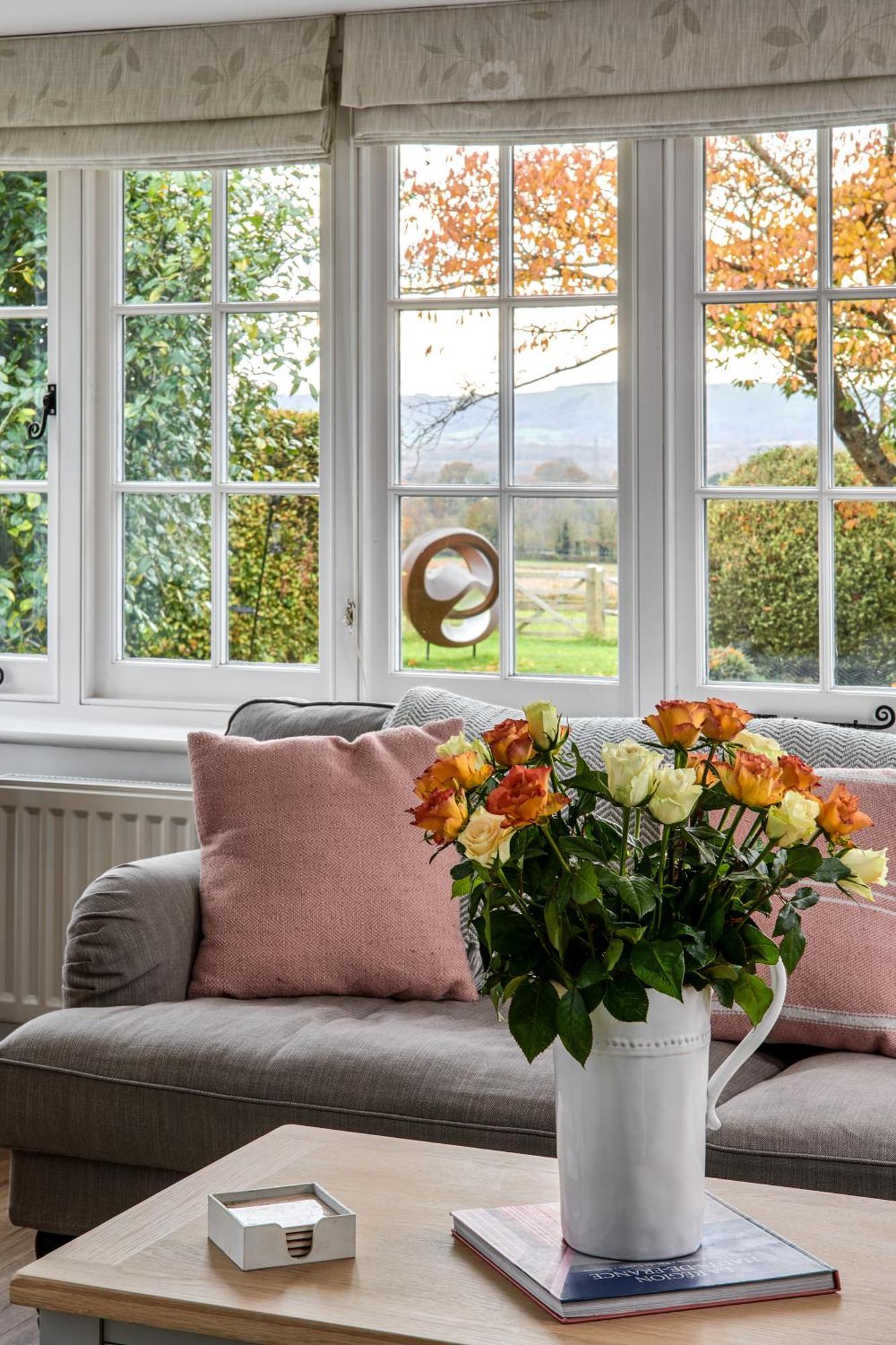Garden Flat Near Goodwood With Stunning Views Apartment ปีเตอร์สฟิลด์ ภายนอก รูปภาพ