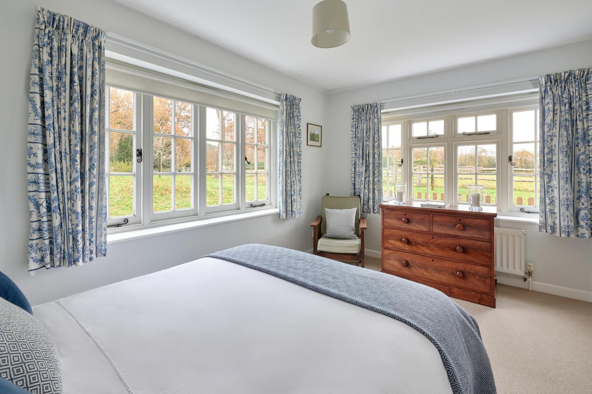 Garden Flat Near Goodwood With Stunning Views Apartment ปีเตอร์สฟิลด์ ภายนอก รูปภาพ